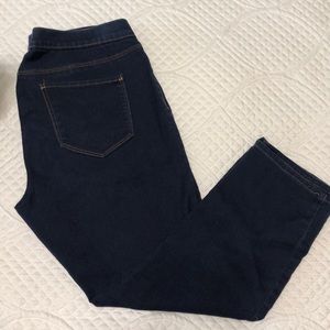 l.e.i Stretch Cropped Capris